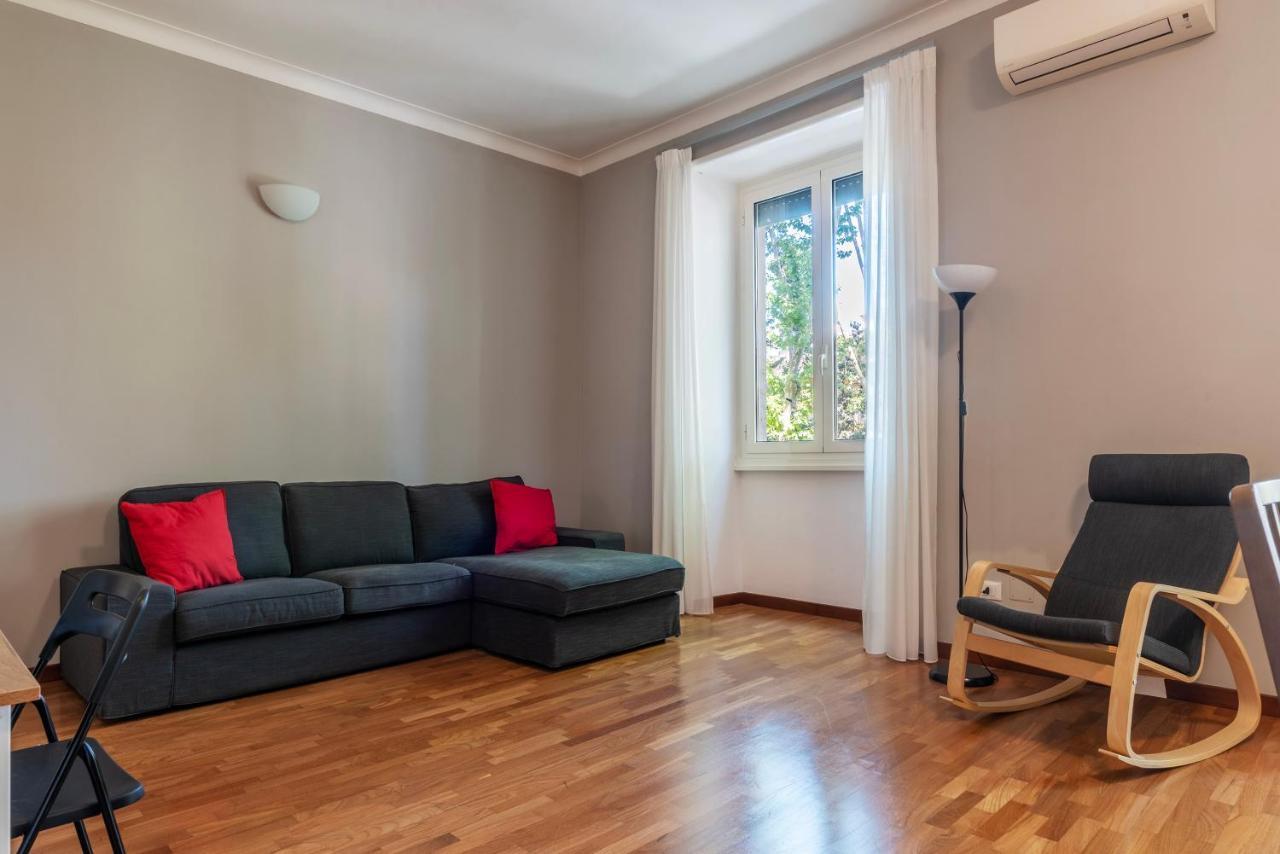 Rione Prati Comfy Apartment โรม ภายนอก รูปภาพ