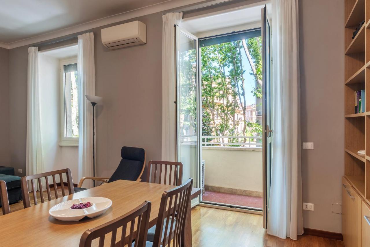 Rione Prati Comfy Apartment โรม ภายนอก รูปภาพ